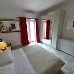 3 Rooms Station Central Free Parking